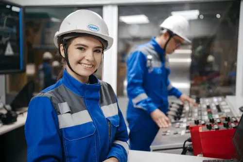 Sicurezza sul lavoro e sostenibilità industriale: perché i dispositivi di protezione sono parte della transizione verde